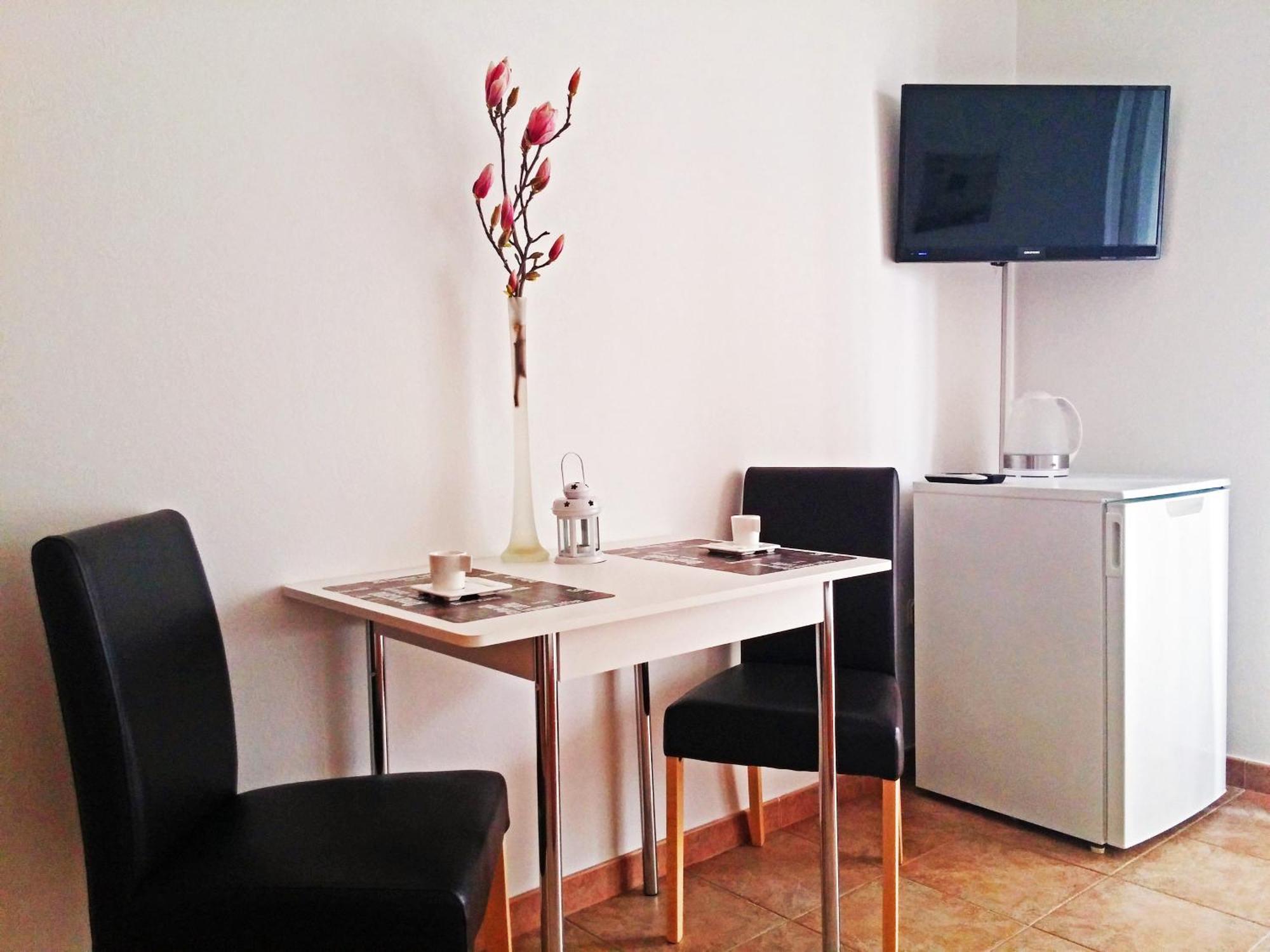 Apartments And Rooms Saric Jadrija Ruang foto